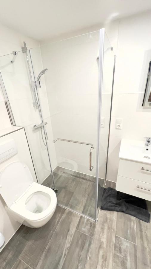 Geraeumiges City-Apartment Mit 2 Badezimmer Und Parkplaetzen D46-Og โอลเดนบวร์ก ภายนอก รูปภาพ