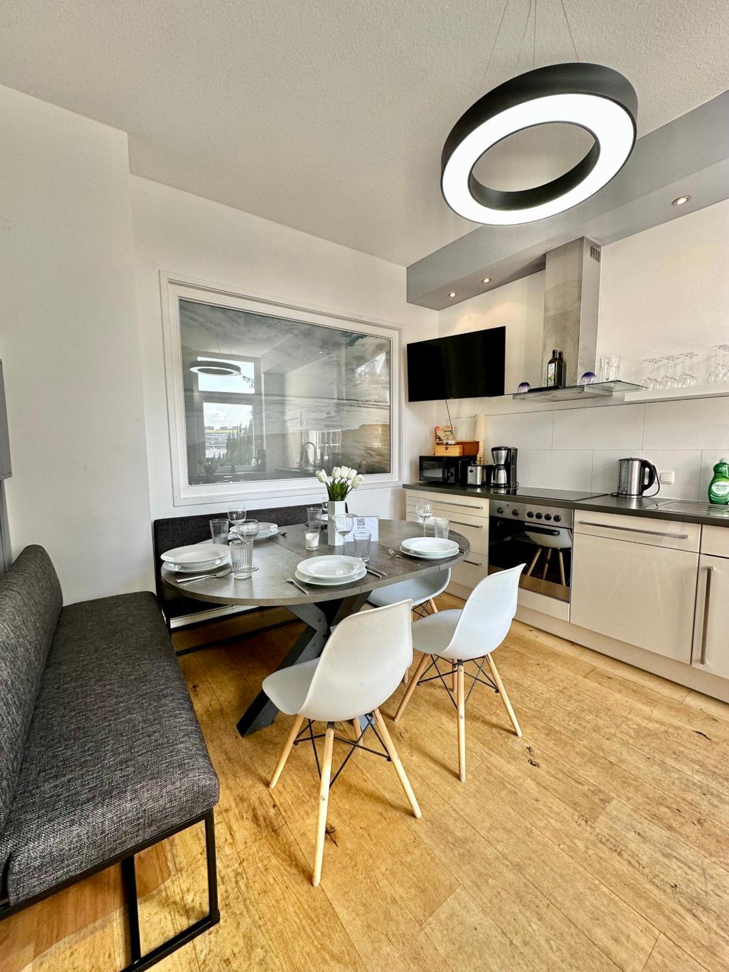 Geraeumiges City-Apartment Mit 2 Badezimmer Und Parkplaetzen D46-Og โอลเดนบวร์ก ภายนอก รูปภาพ