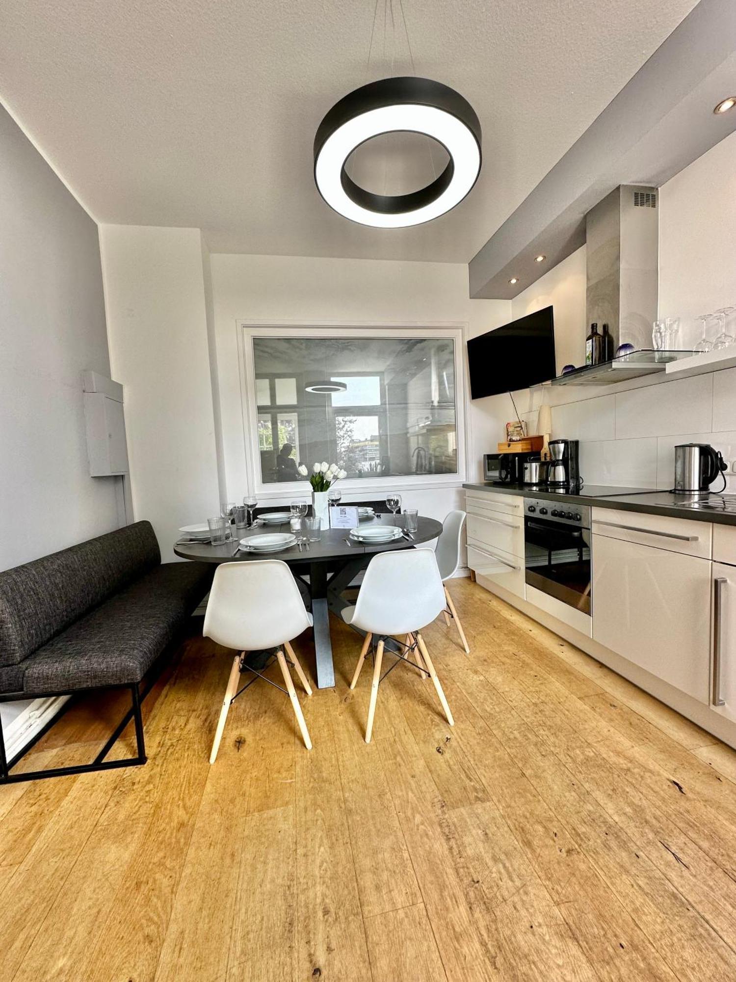 Geraeumiges City-Apartment Mit 2 Badezimmer Und Parkplaetzen D46-Og โอลเดนบวร์ก ภายนอก รูปภาพ