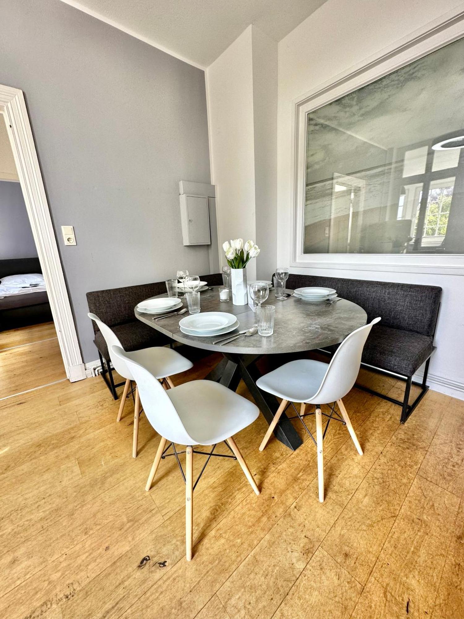 Geraeumiges City-Apartment Mit 2 Badezimmer Und Parkplaetzen D46-Og โอลเดนบวร์ก ภายนอก รูปภาพ