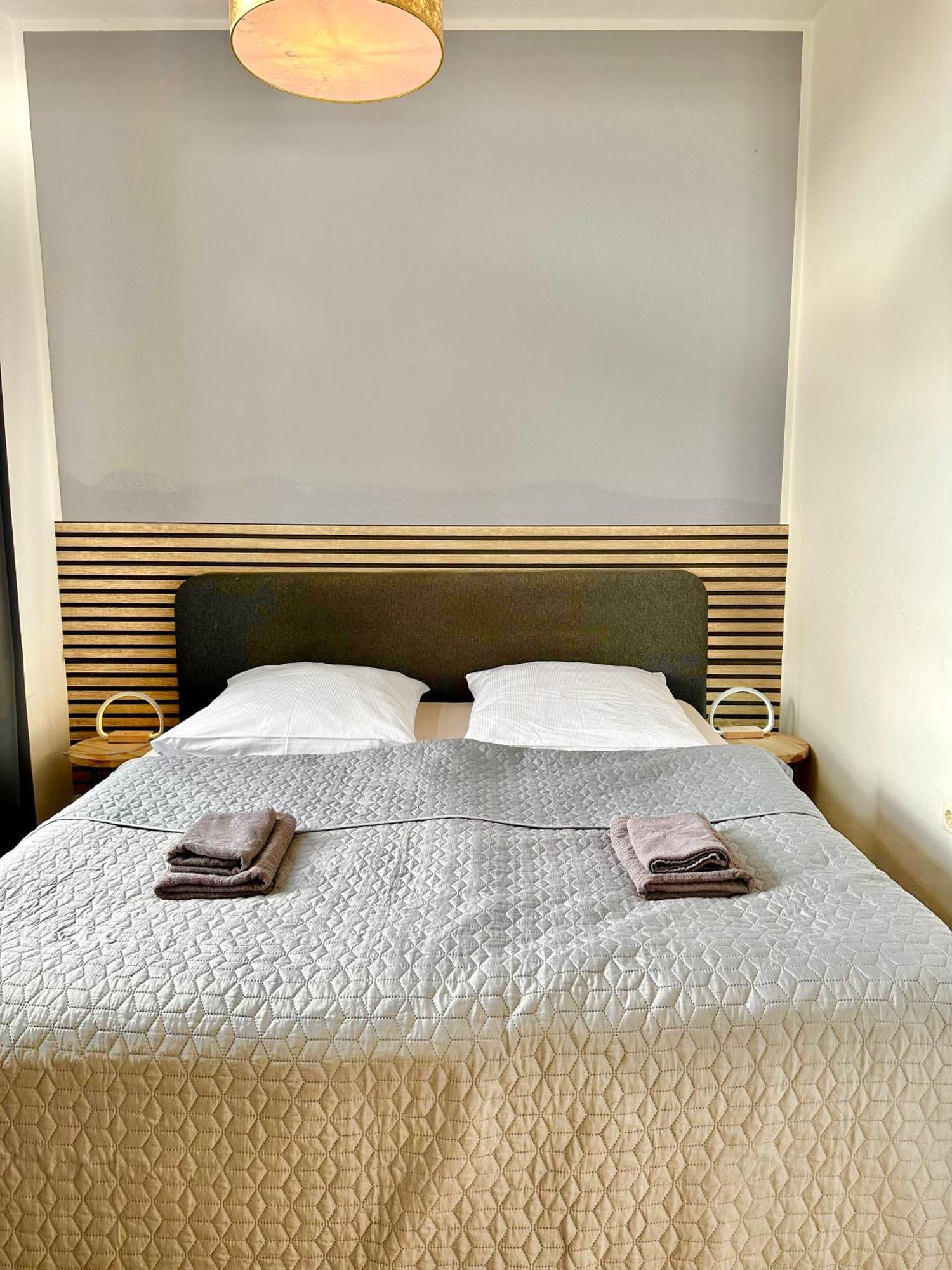 Geraeumiges City-Apartment Mit 2 Badezimmer Und Parkplaetzen D46-Og โอลเดนบวร์ก ภายนอก รูปภาพ